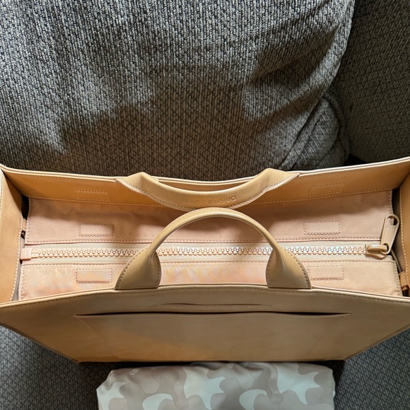 Tan Leather Tote Bag - Picture 8 of 10